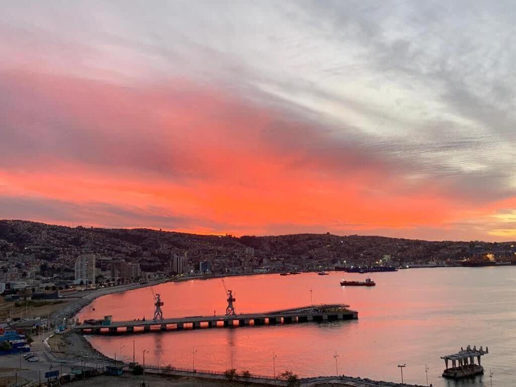 Espectacular Loft Con La Mejor Vista Al Mar De Con Estacionamiento Servicio Hom Apartamento *
